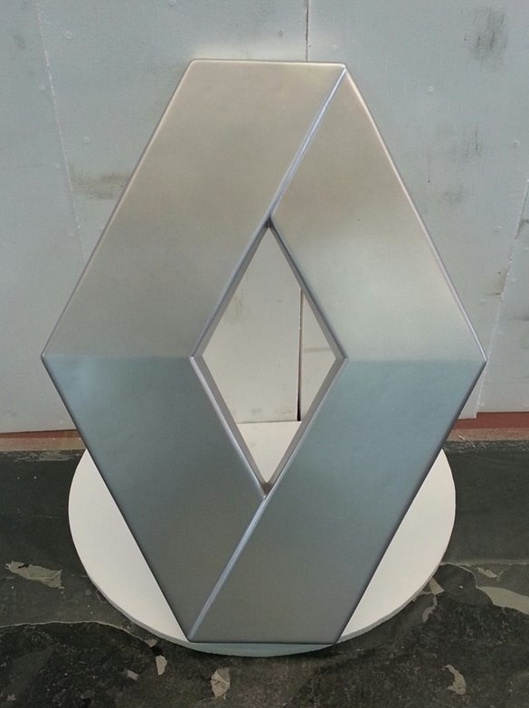 970557_10200561350568745_363470285_n